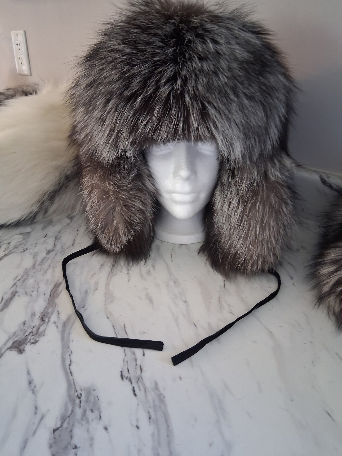 Pearl fox full Fur trapper Hat